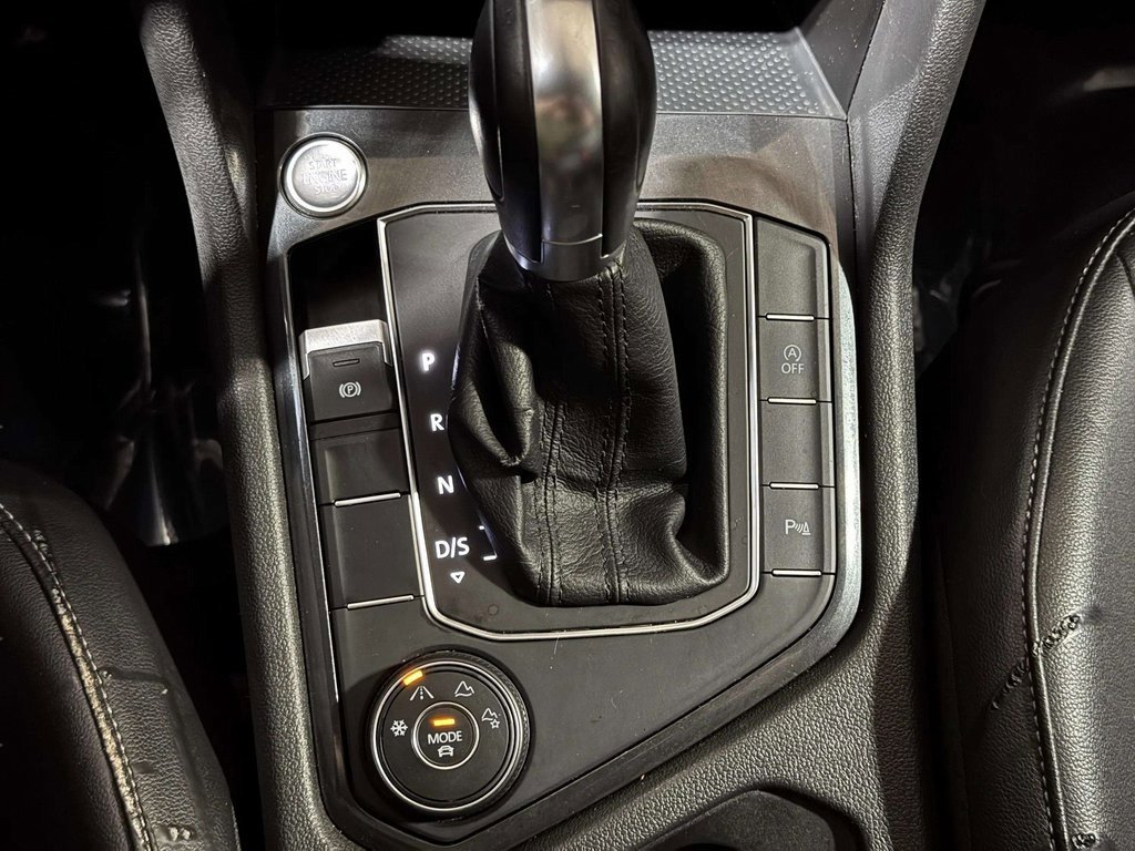 Used 2019 Volkswagen Tiguan SEL R-Line image 12