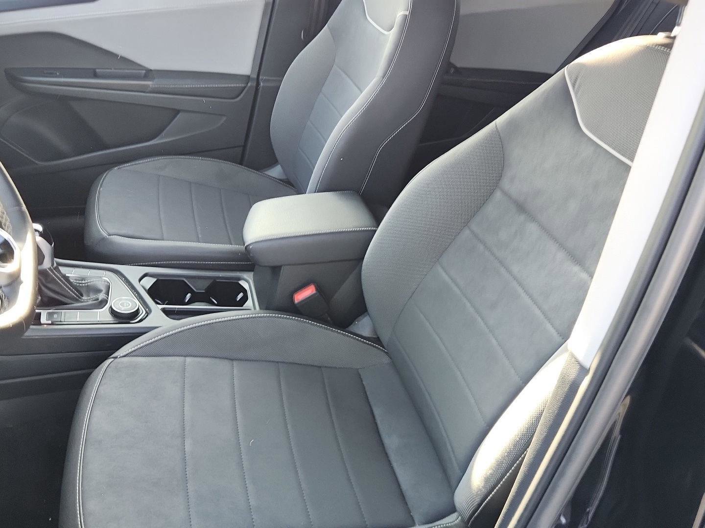 Used 2024 Volkswagen Taos SE AWD/4WD image 10