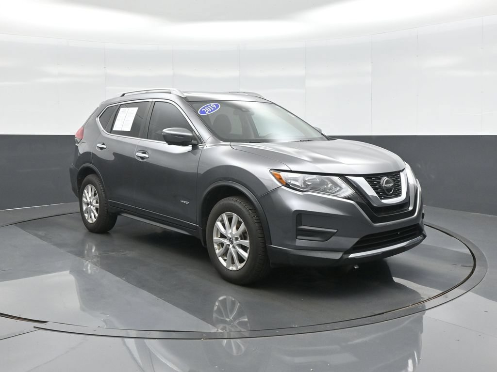 Used 2019 Nissan Rogue SV w/ Premium Package