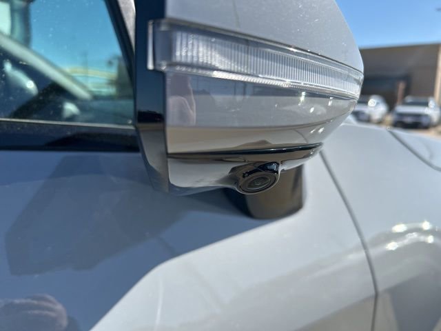 Used 2025 Kia Sportage SX FWD image 16