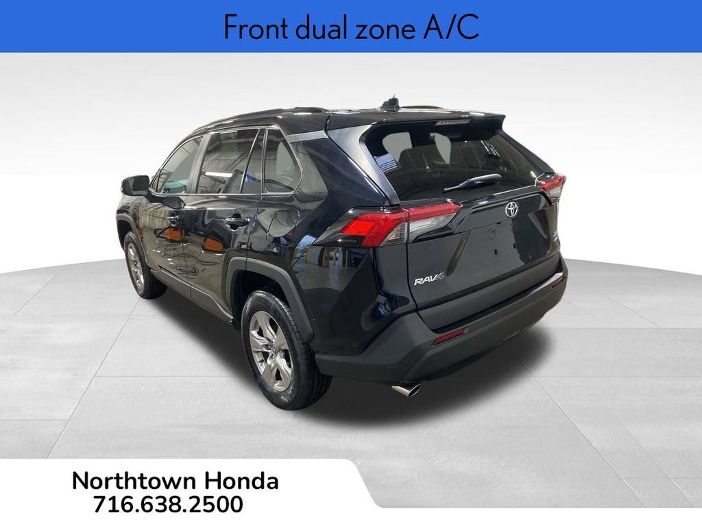 Used 2023 Toyota RAV4 XLE AWD/4WD image 7