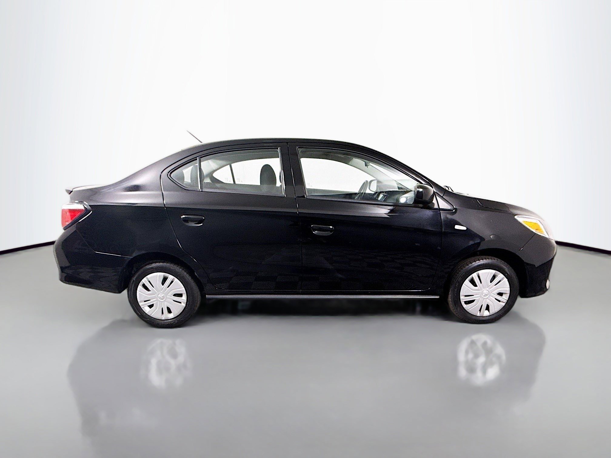 Used 2024 Mitsubishi Mirage G4 LE image 11