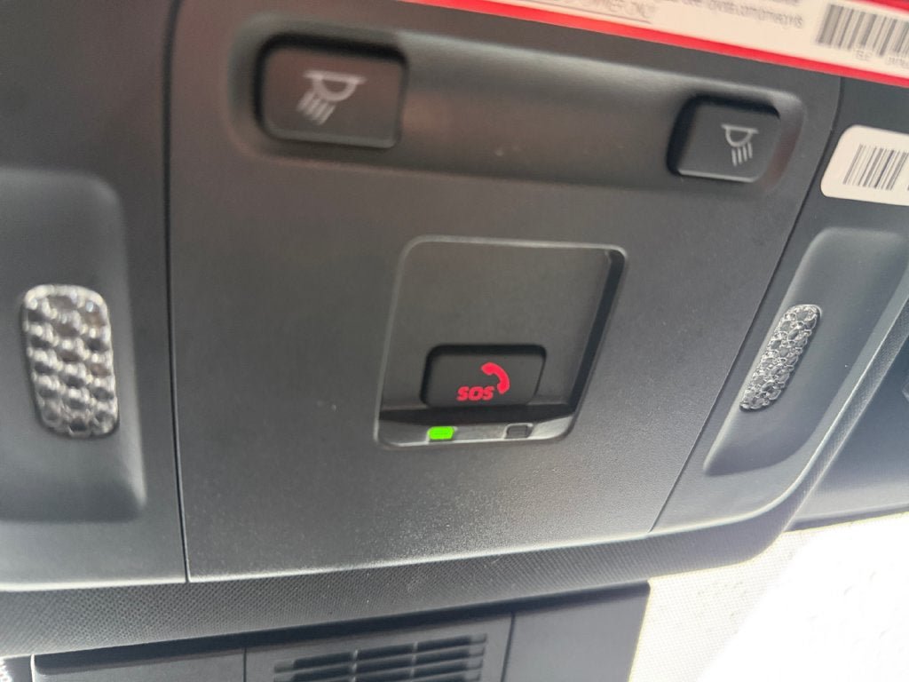 Used 2026 Toyota Camry SE FWD image 32