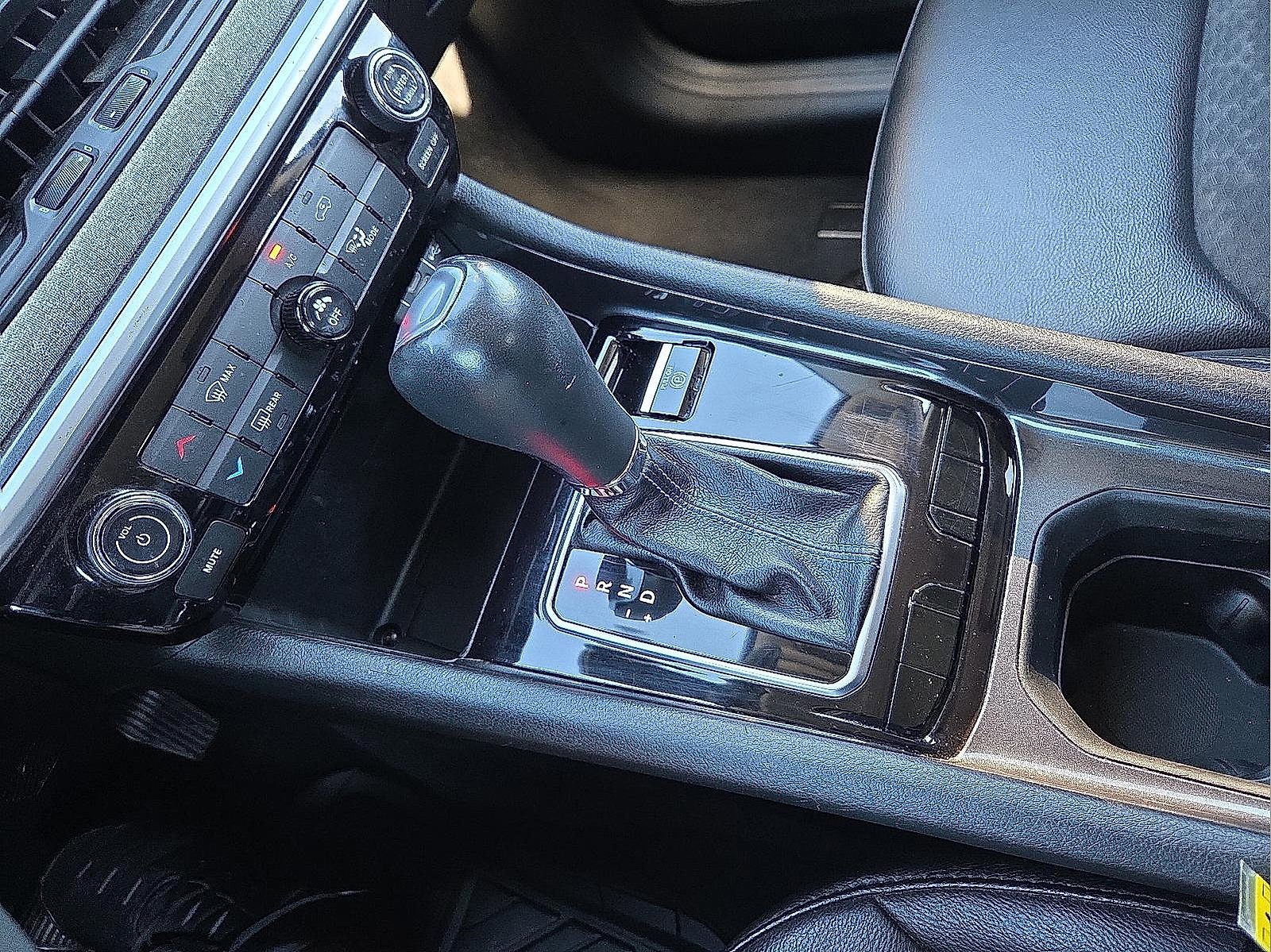 Used 2022 Jeep Compass Latitude image 25