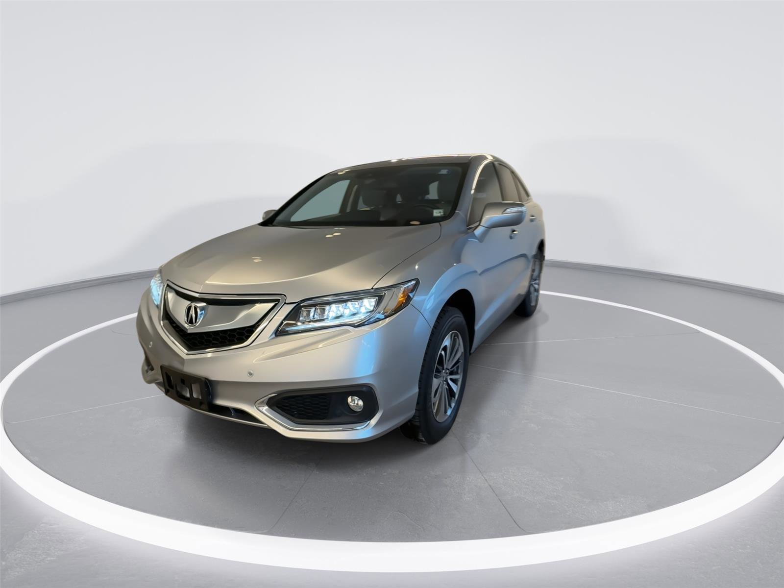 Used 2018 Acura RDX AWD w/ Advance Package image 3