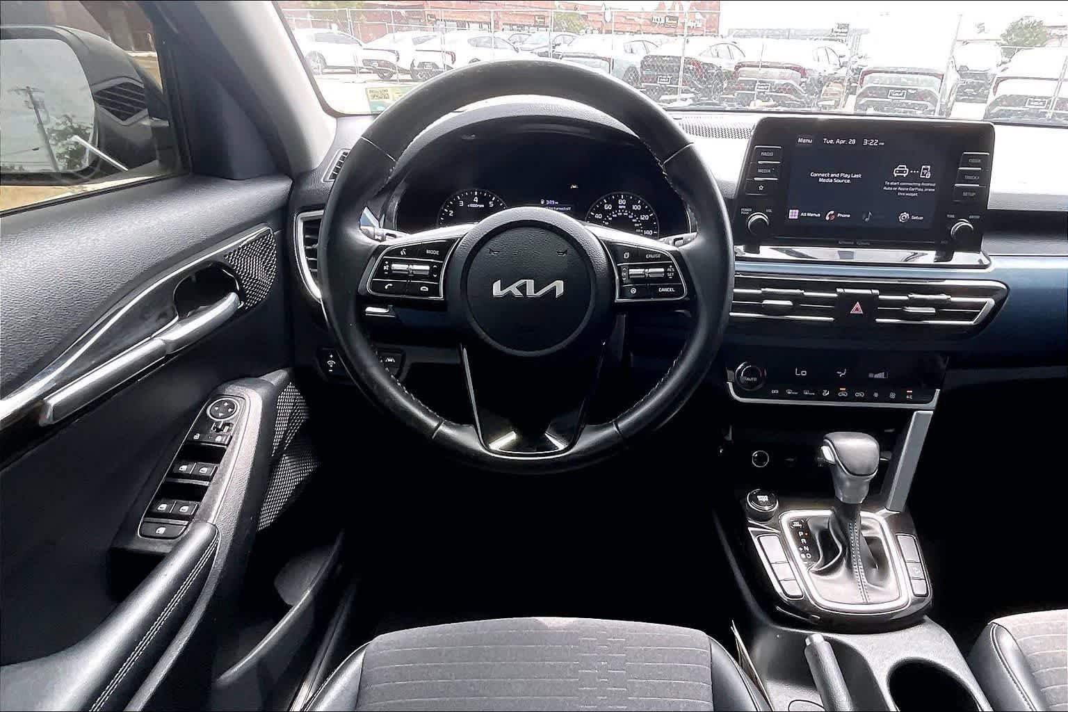 Certified 2023 Kia Seltos S FWD image 14