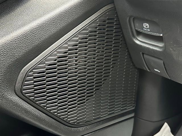 Used 2024 Jeep Grand Cherokee Limited image 19