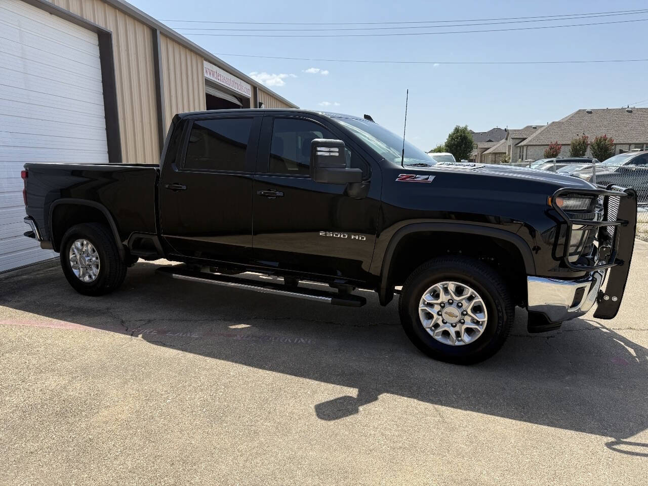 Used 2024 Chevrolet Silverado 2500 LT AWD/4WD image 10