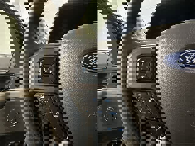 Used 2018 Ford Expedition XLT w/ Equipment Group 202A image 8