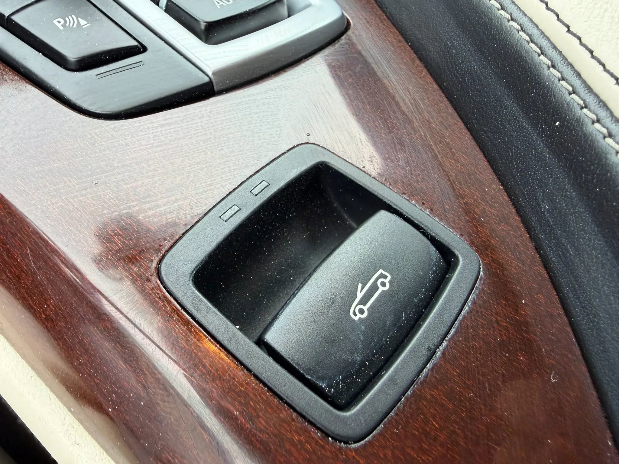 Used 2014 BMW 650i xDrive Convertible AWD/4WD image 32