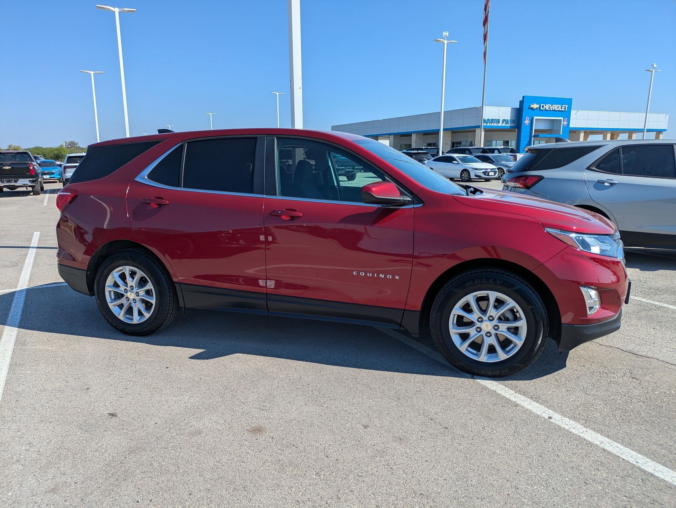 Certified 2021 Chevrolet Equinox LT image 2
