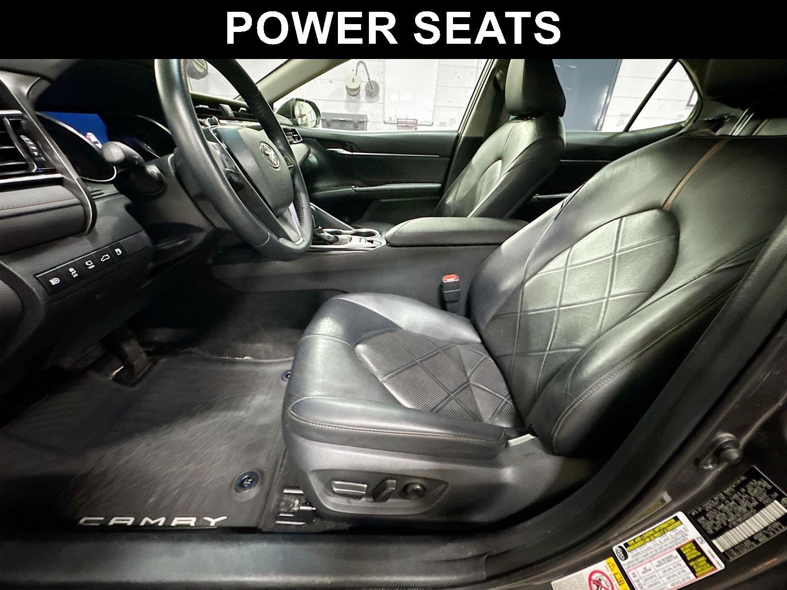 Used 2018 Toyota Camry XLE w/ Audio Package image 10