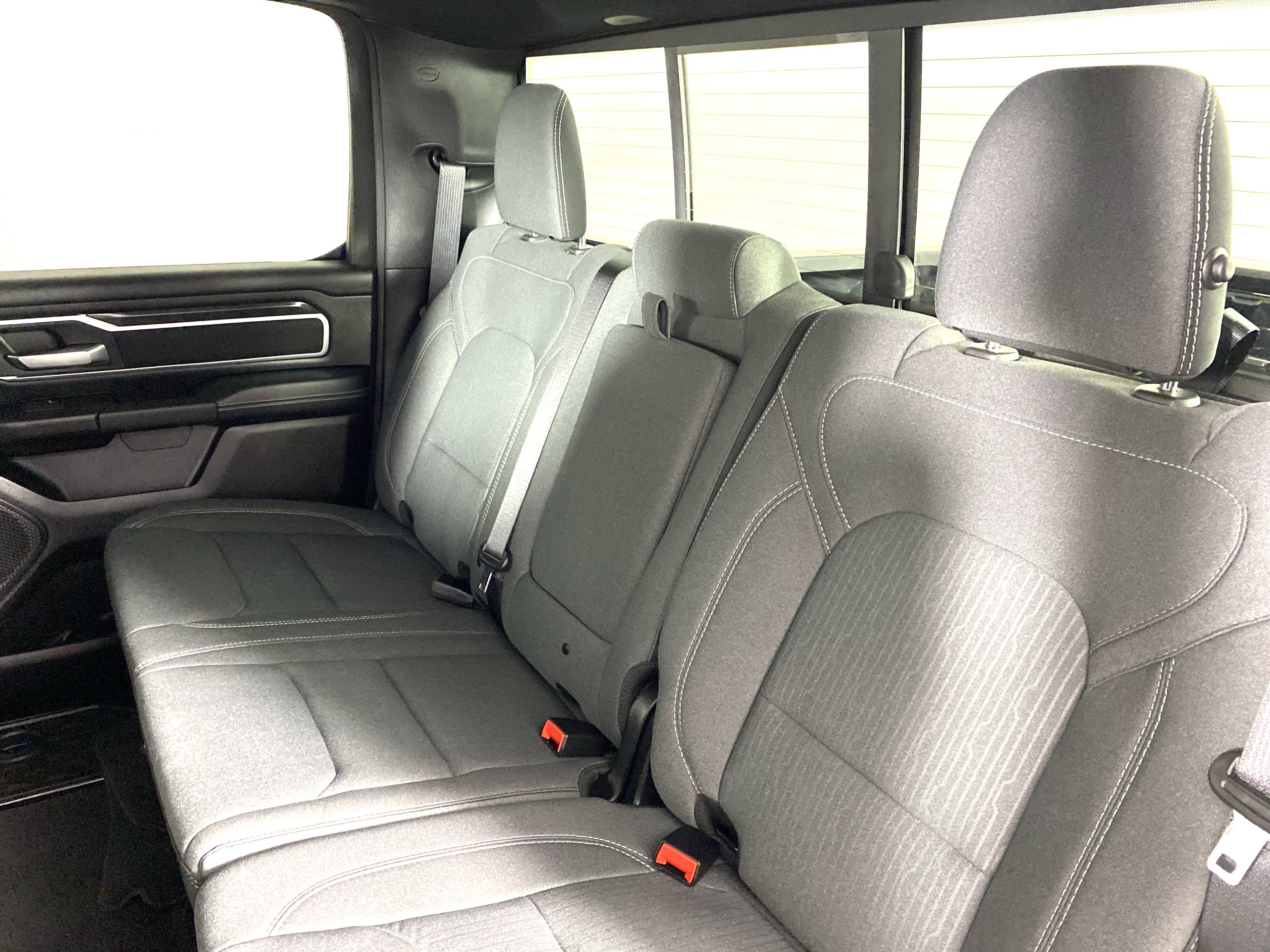 Used 2023 RAM 1500 Big Horn AWD/4WD image 32