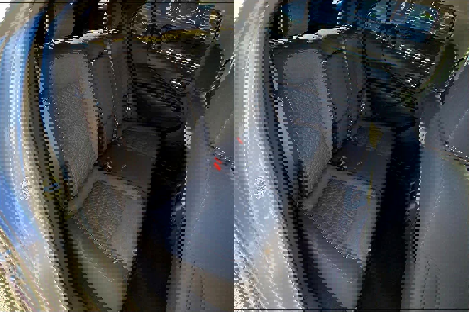 Used 2024 Chevrolet Equinox LT image 18