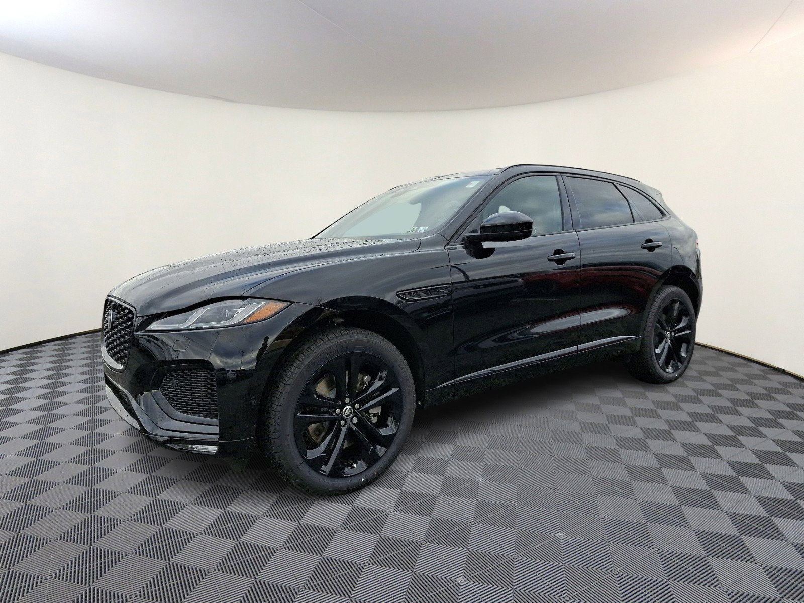 New 2026 Jaguar F-PACE R-Dynamic S video 1