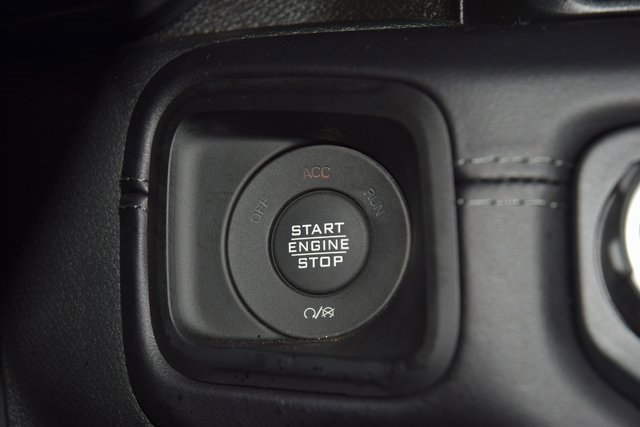 Used 2025 Jeep Wrangler Unlimited Rubicon w/ XTREMEE 35" Tire Package image 34