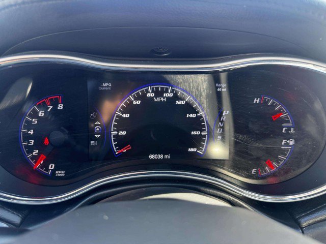 Used 2015 Jeep Grand Cherokee SRT image 24