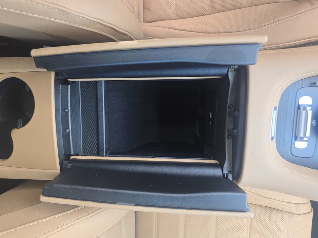 New 2026 Mercedes-Benz GLS 450 4MATIC image 26
