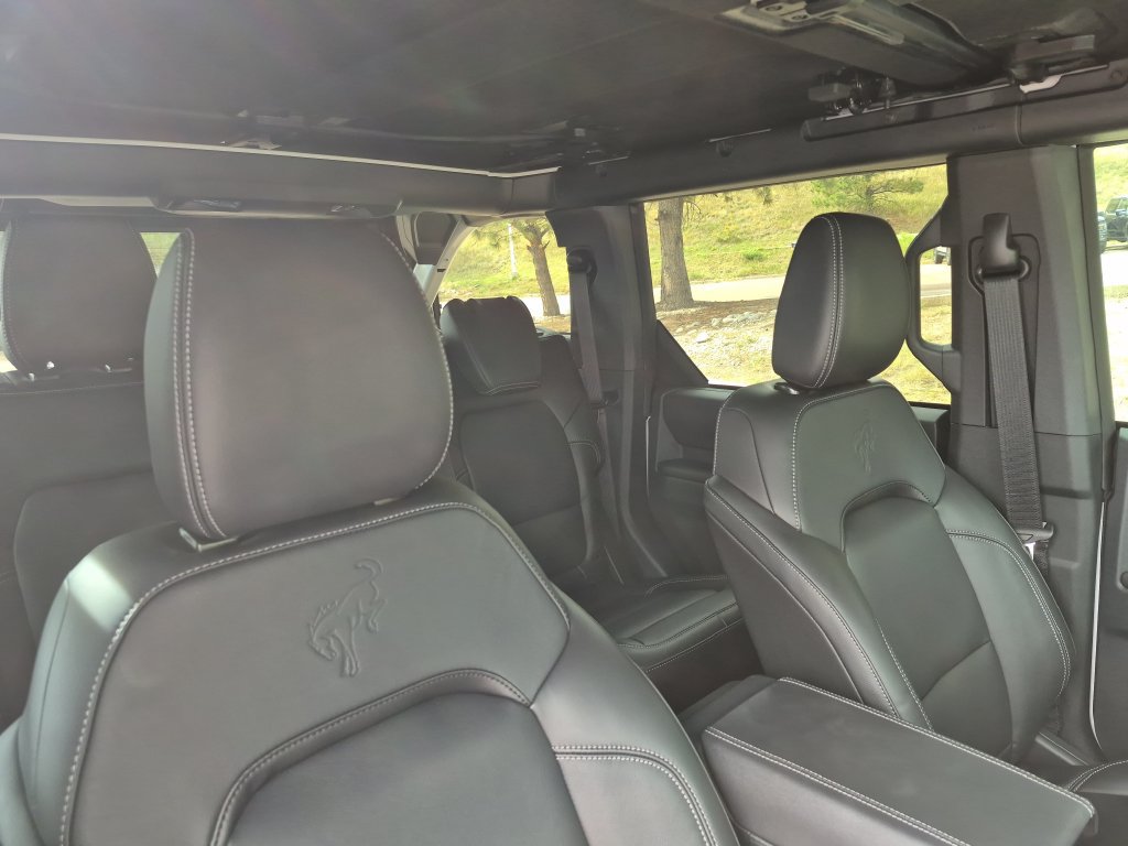 New 2026 Ford Bronco Outer Banks w/ Black Appearance Package AWD/4WD image 28