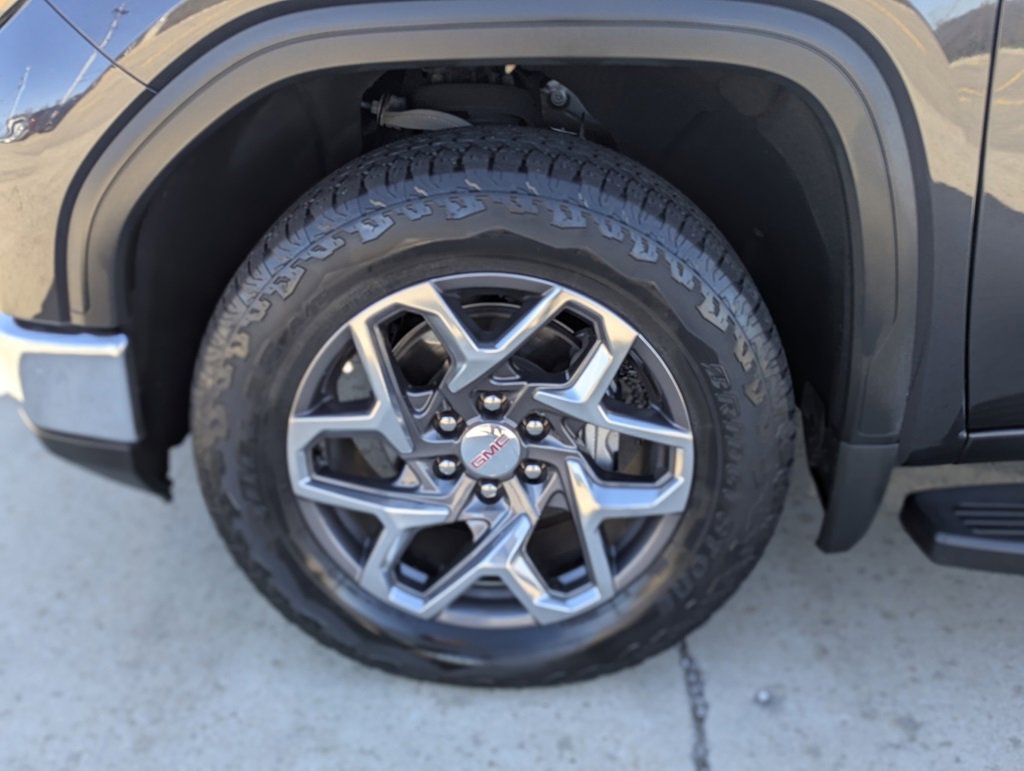 Used 2023 GMC Sierra 1500 SLT w/ SLT Premium Package image 21