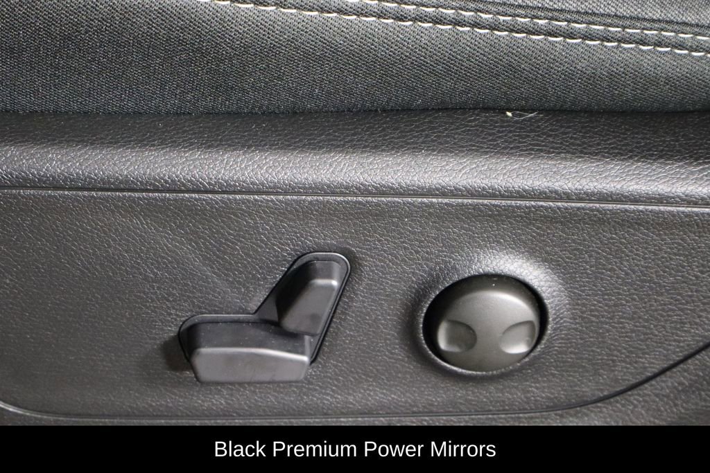 New 2026 RAM 1500 4x4 Crew Cab image 23