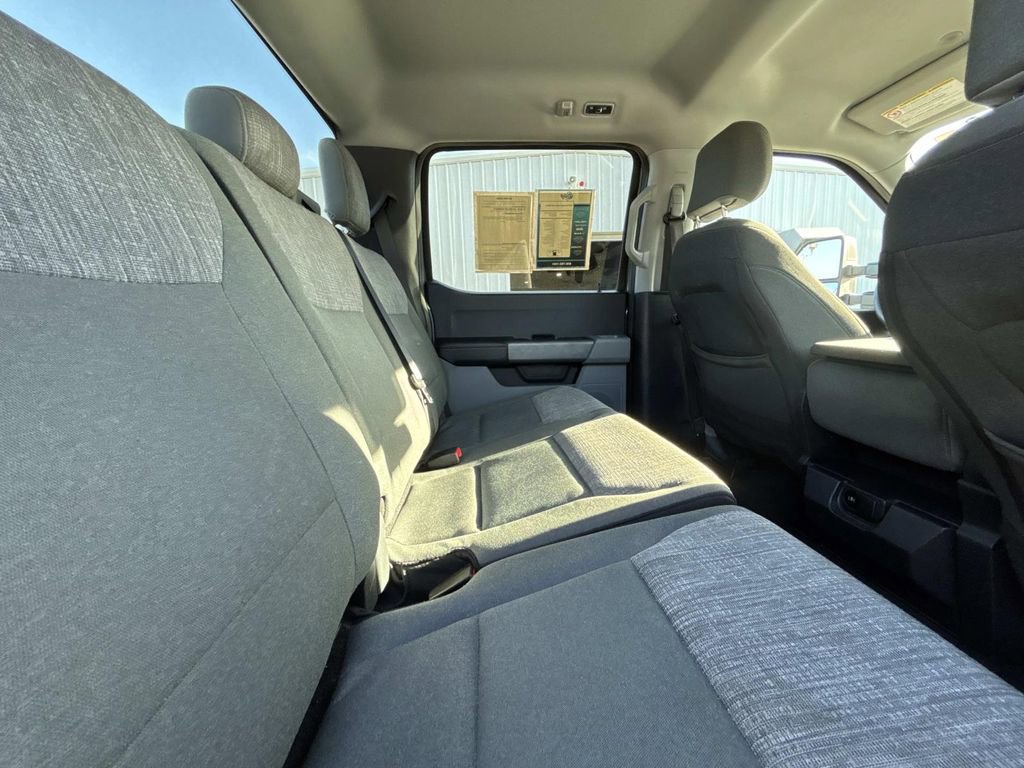 Used 2024 Ford F250 XLT AWD/4WD image 12