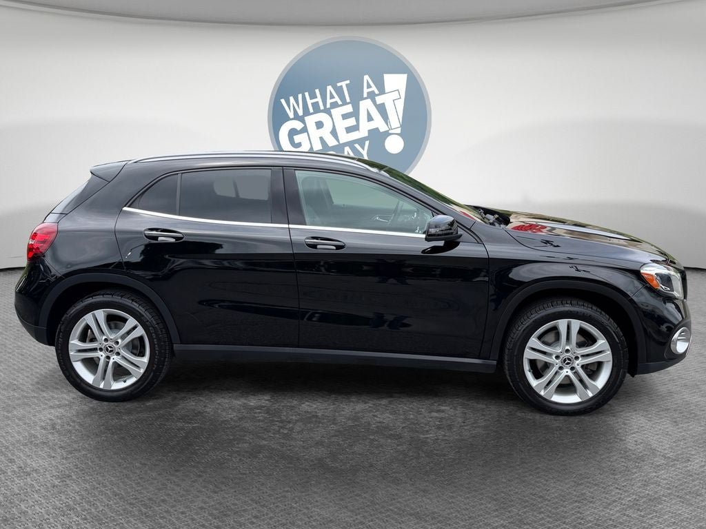 Used 2020 Mercedes-Benz GLA 250 4MATIC image 2