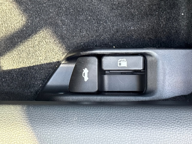 New 2027 Toyota Corolla LE FWD image 27