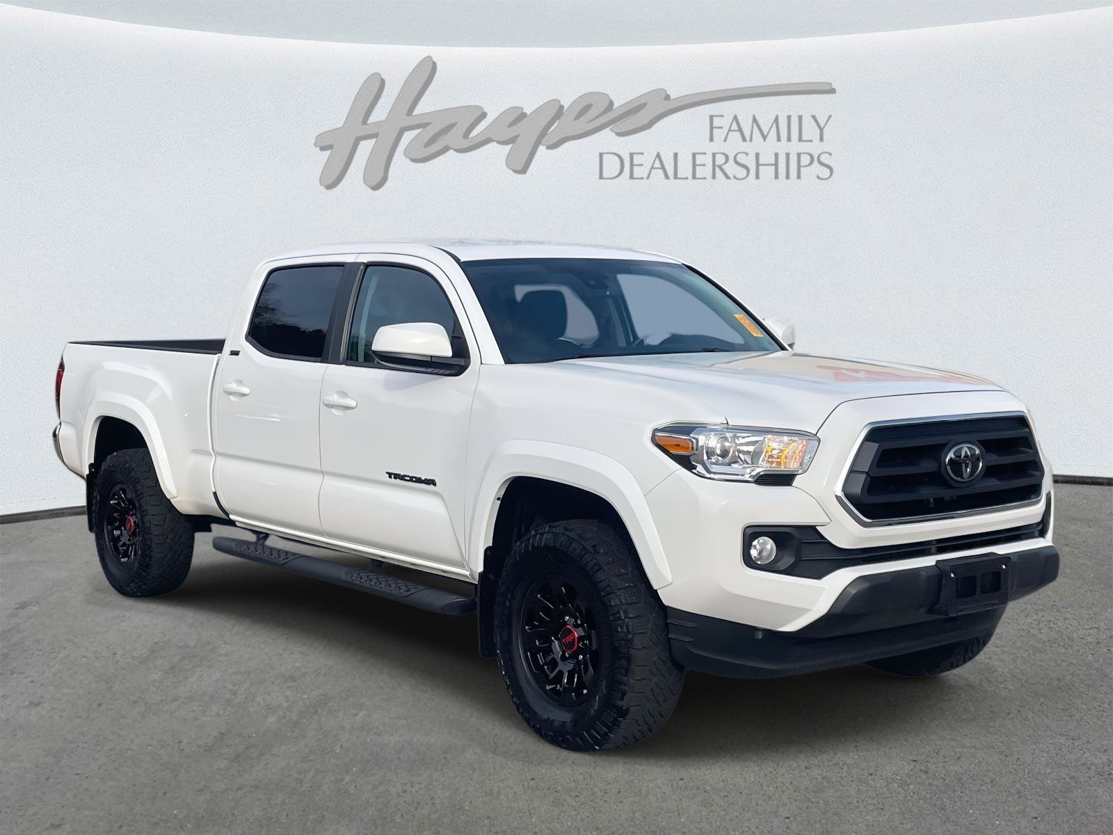 Used 2022 Toyota Tacoma SR5 image 1