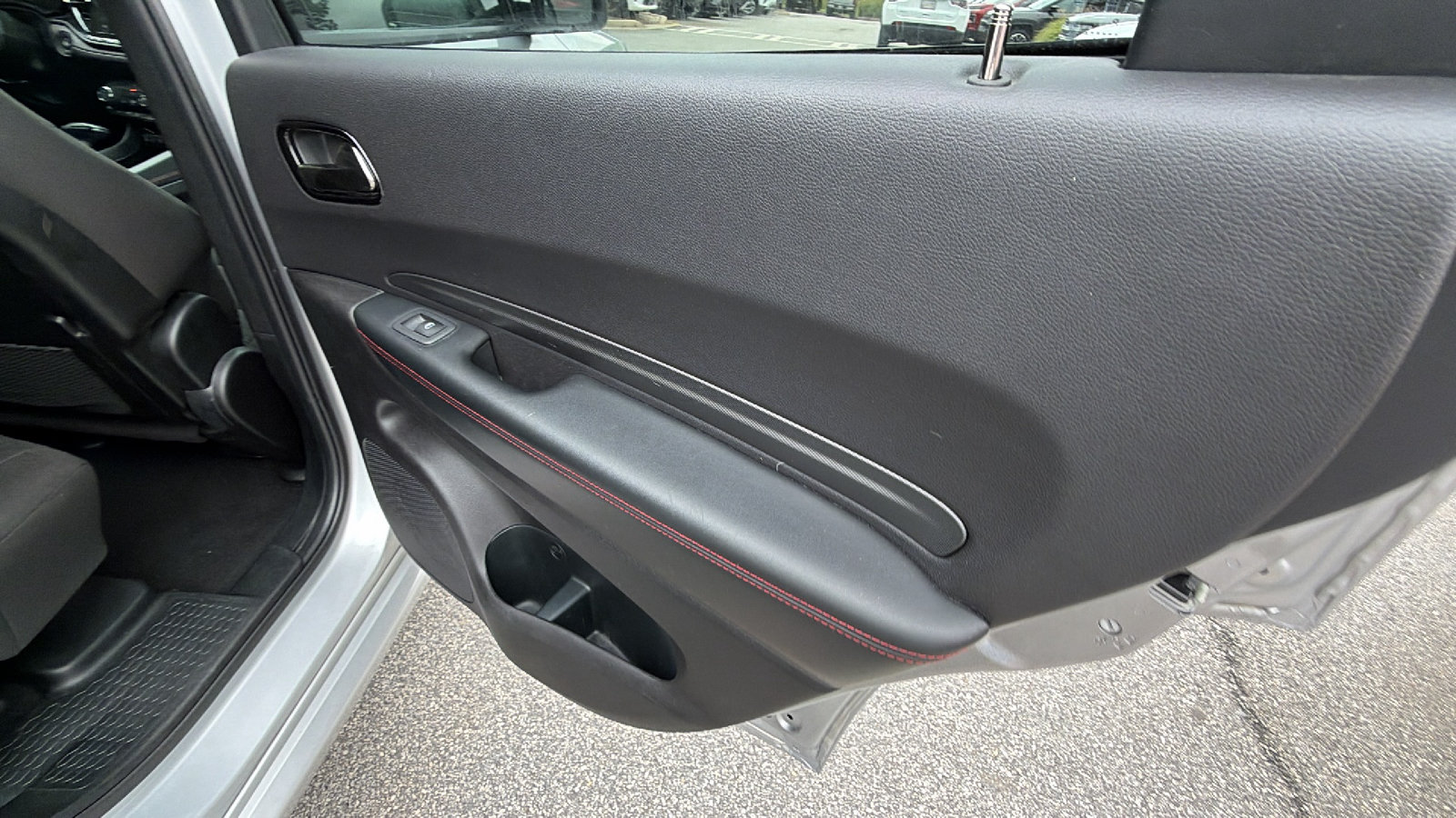 Used 2025 Dodge Durango GT AWD/4WD image 20