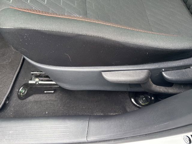 Used 2024 Nissan Kicks SR image 14