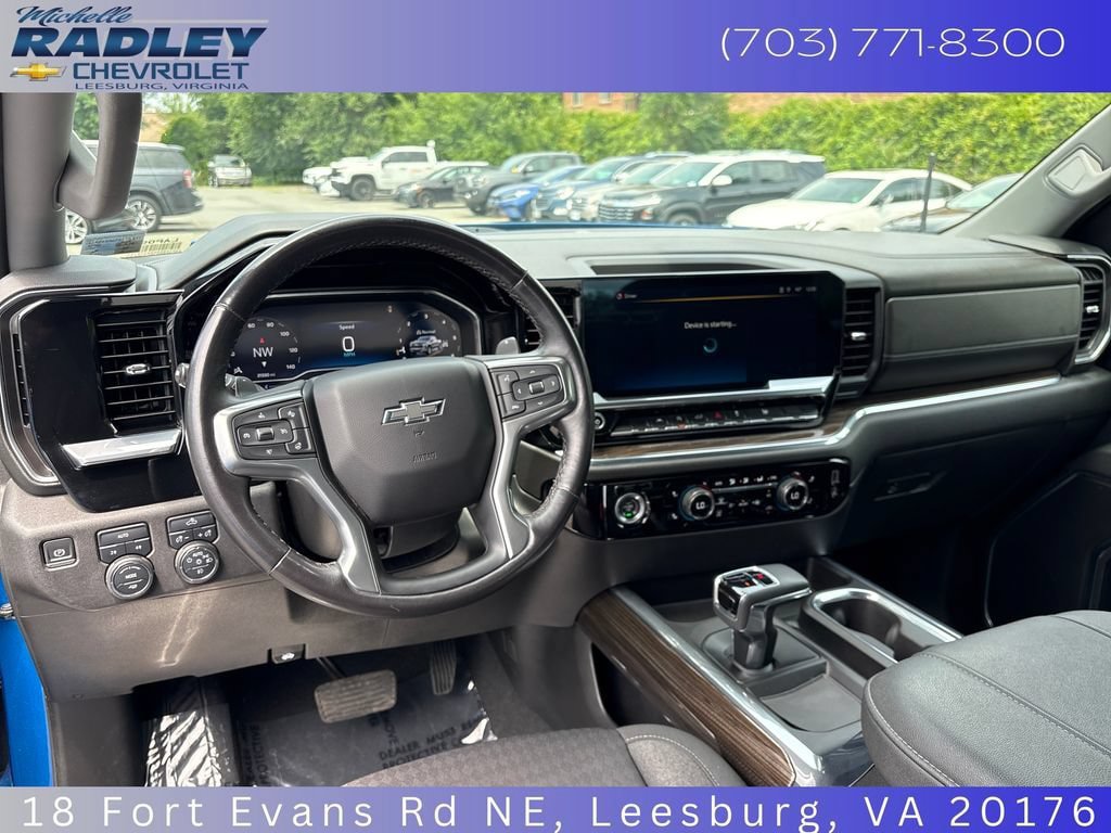 Used 2023 Chevrolet Silverado 1500 RST AWD/4WD image 14