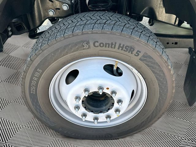 New 2024 Ford F450 XL RWD image 18