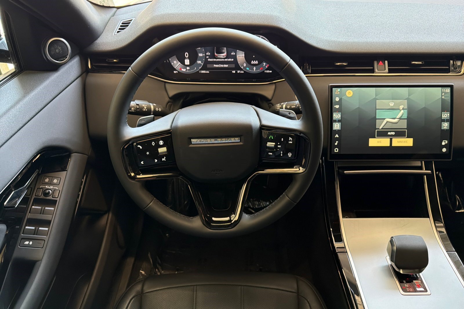 Certified 2024 Land Rover Range Rover Evoque S AWD/4WD image 8