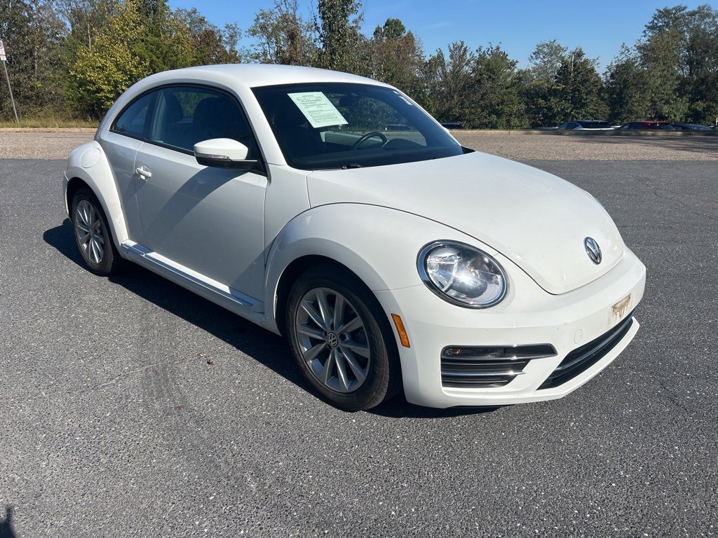 Used 2017 Volkswagen Beetle 1.8T SE