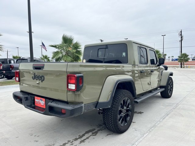 Used 2025 Jeep Gladiator Sport image 7