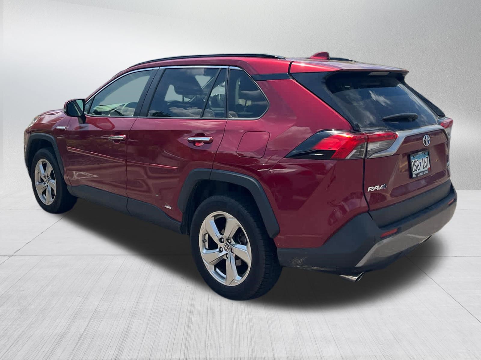 Used 2019 Toyota RAV4 Limited AWD/4WD image 3
