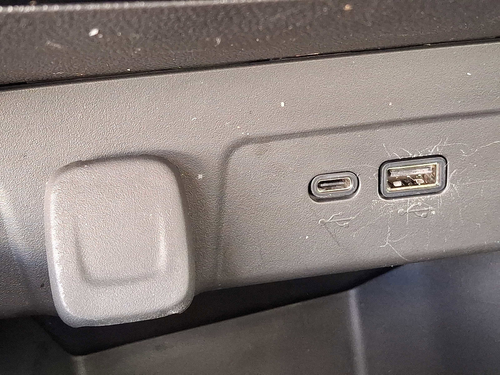 Used 2024 Chevrolet Trax LT w/ Driver Confidence Package image 25