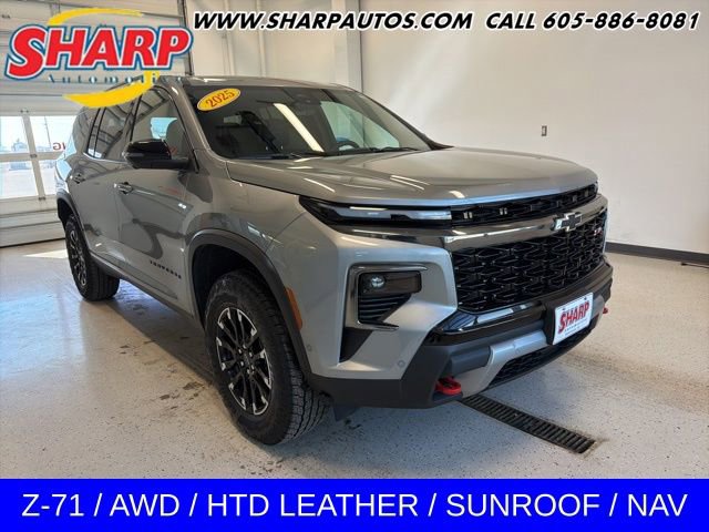 Used 2025 Chevrolet Traverse Z71 w/ Enhanced Driving Package image 1