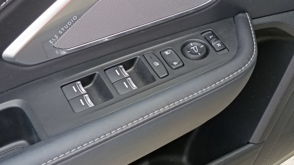 Used 2022 Acura RDX w/ Technology Package FWD image 15