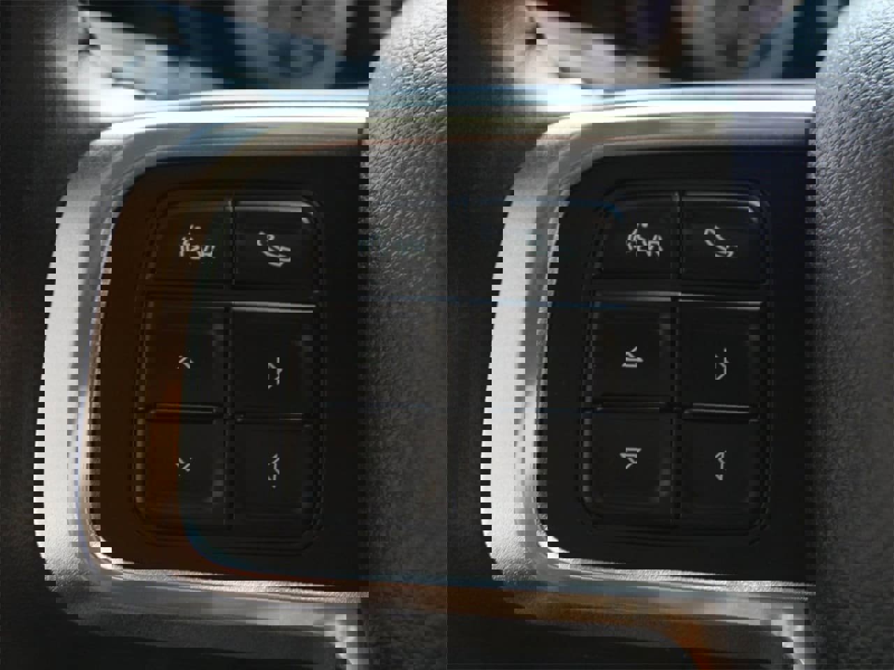 Used 2020 RAM 3500 Laramie image 22