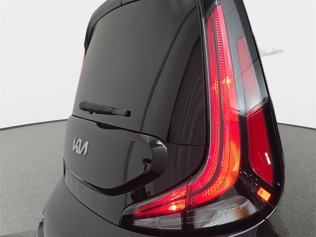Used 2024 Kia Soul LX w/ Option Group 015 image 33