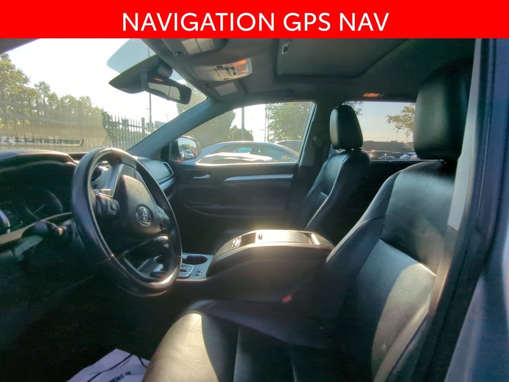 Used 2019 Toyota Highlander XLE AWD/4WD image 6