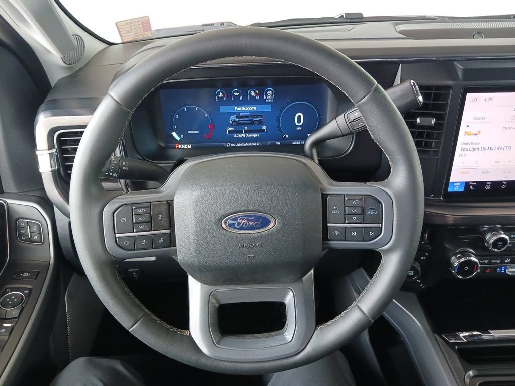 Used 2026 Ford F250 Lariat w/ Chrome Package AWD/4WD image 17
