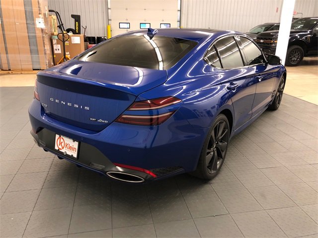 Used 2022 Genesis G70 3.3T w/ Sport Advanced Package image 9