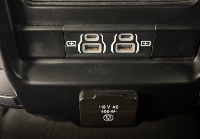 Used 2024 RAM 1500 Laramie RWD image 14