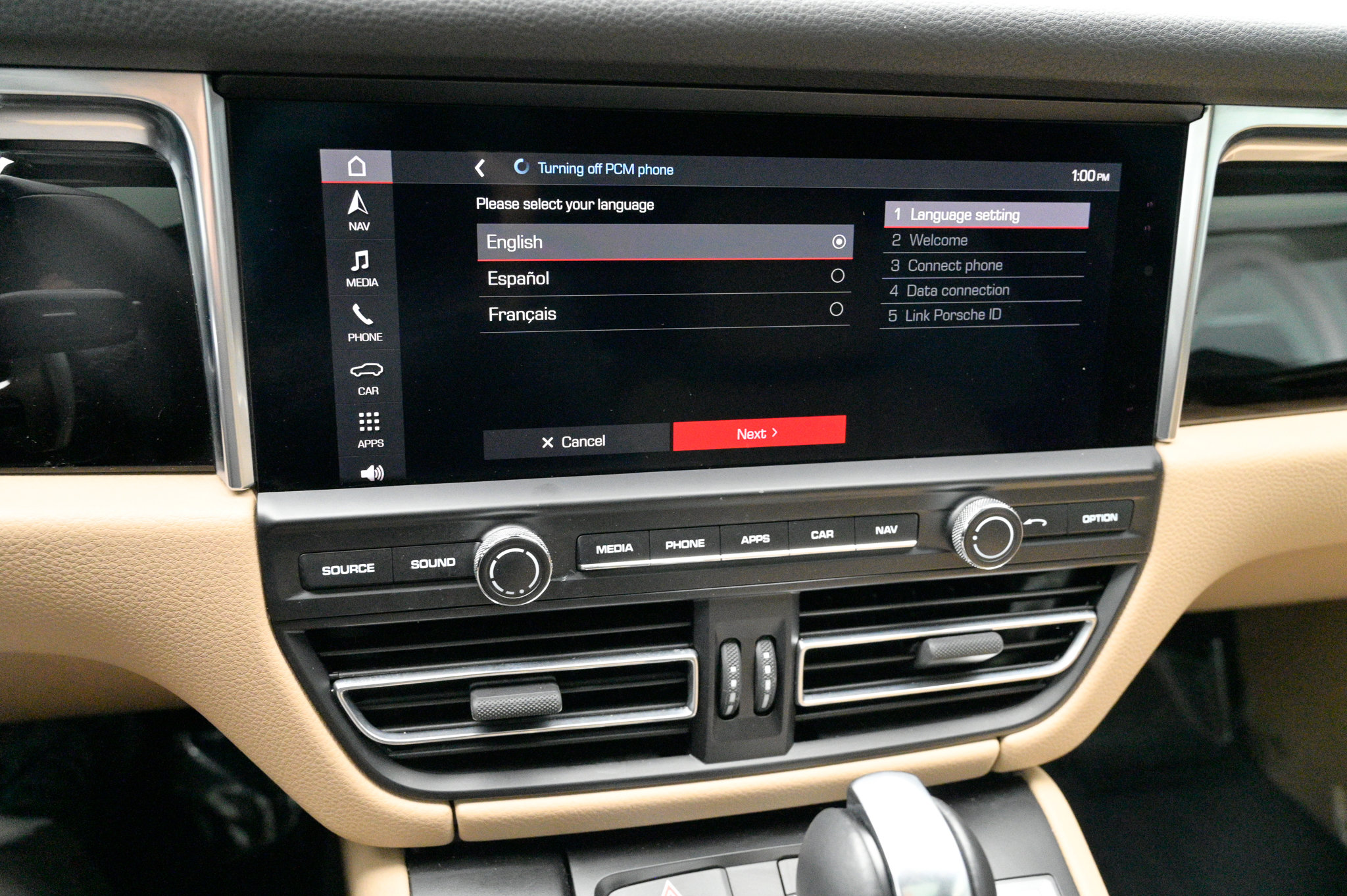 Used 2020 Porsche Macan image 28