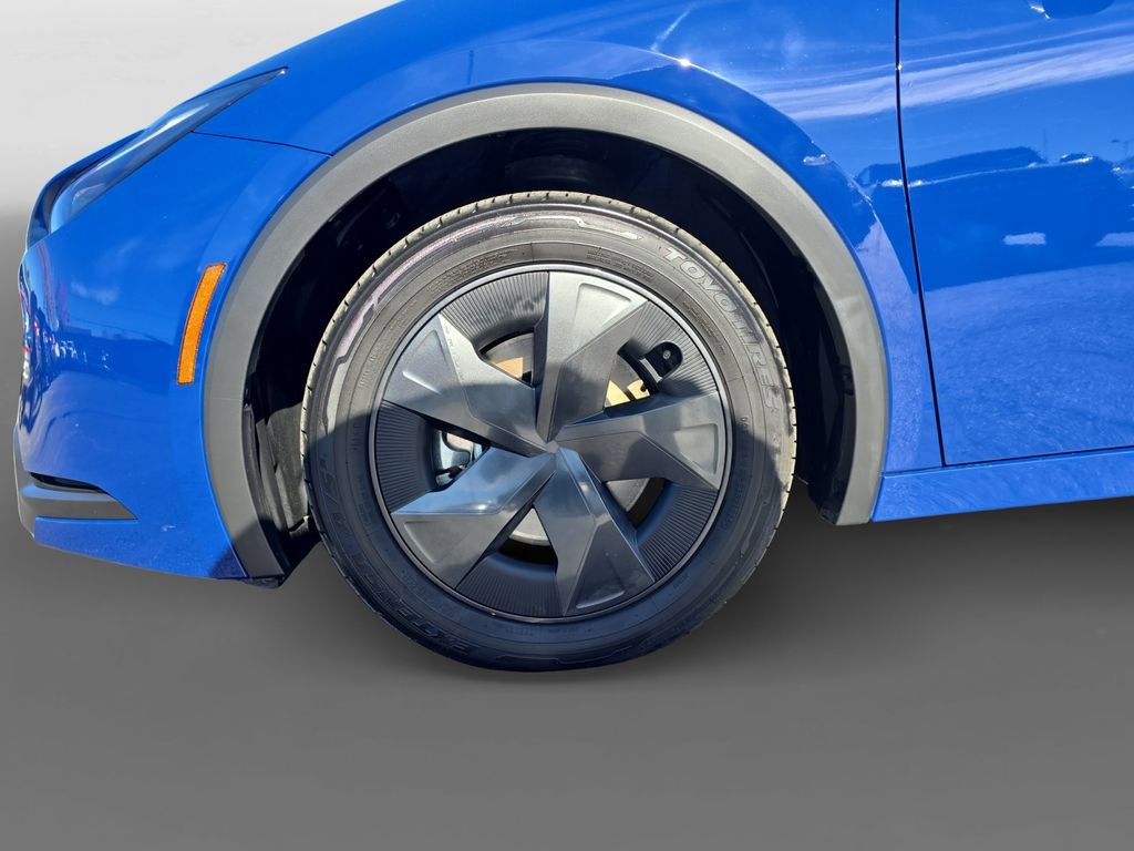 Used 2025 Toyota Prius Plug-In Hybrid image 15