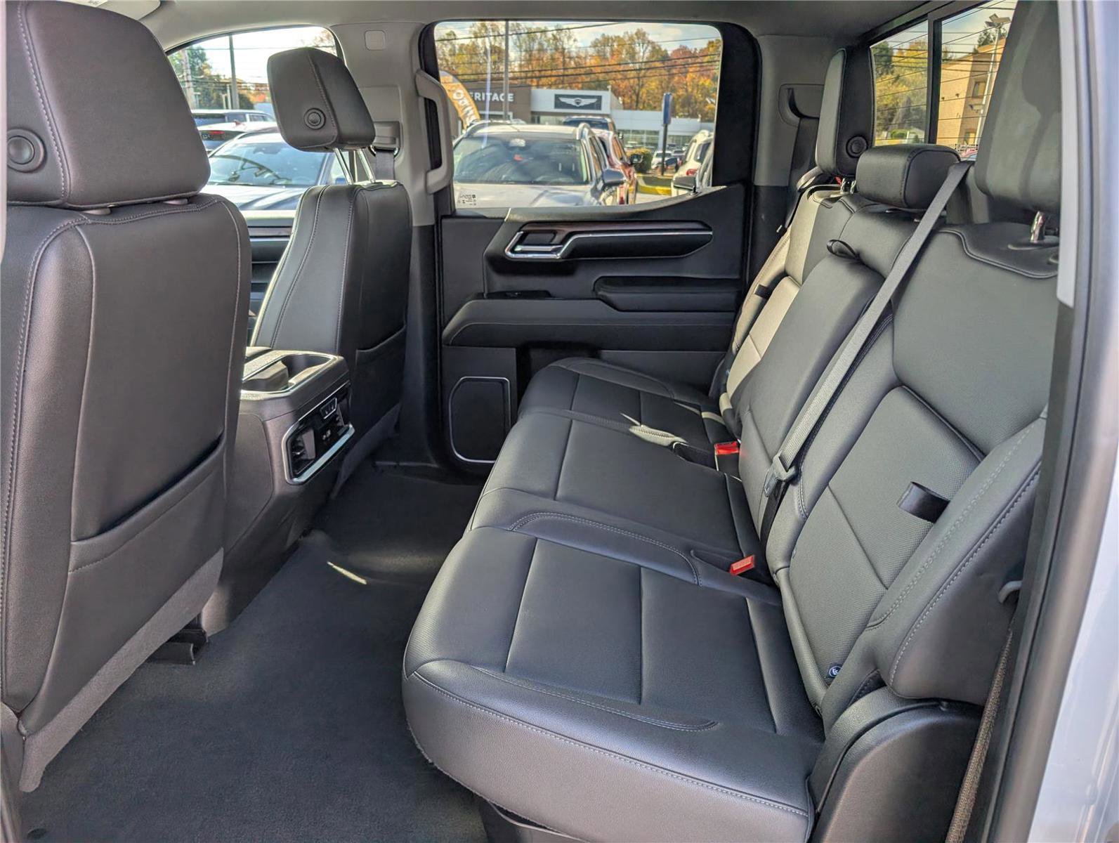 Used 2024 GMC Sierra 1500 SLT w/ SLT Premium Plus Package image 16