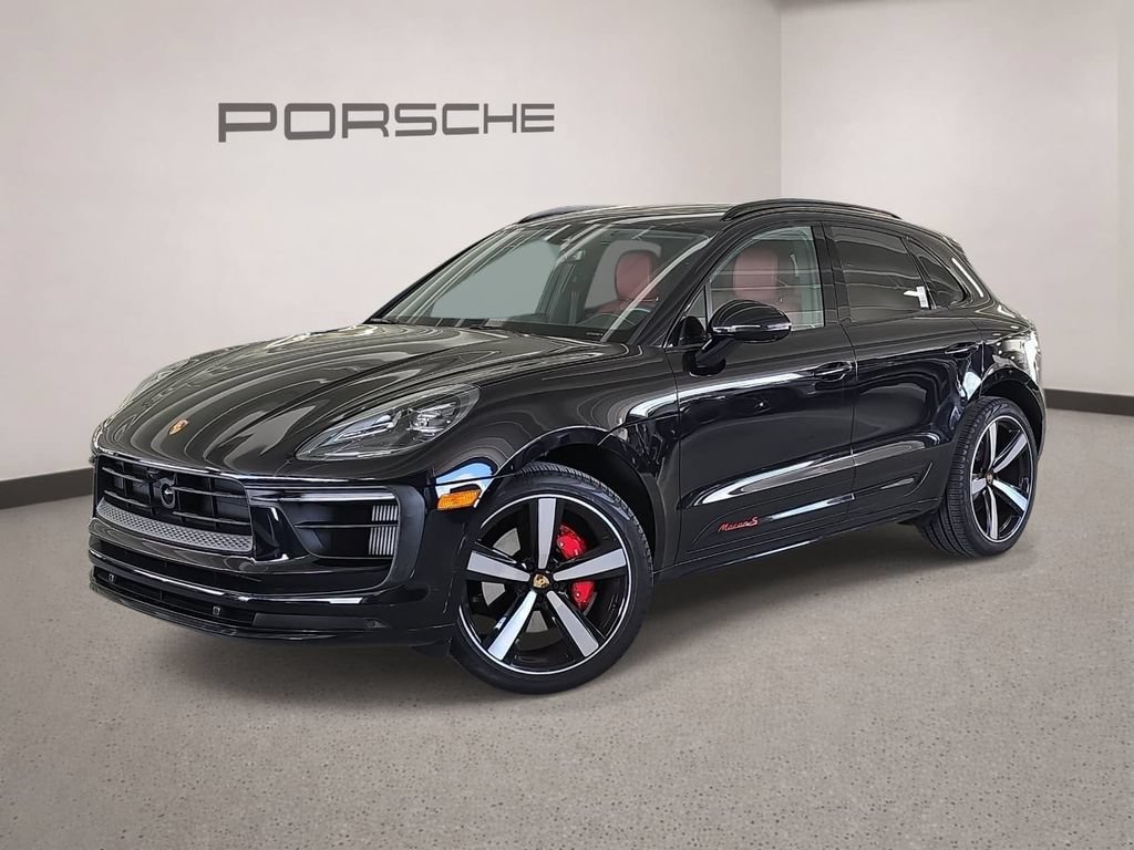 Certified 2025 Porsche Macan S AWD/4WD image 1